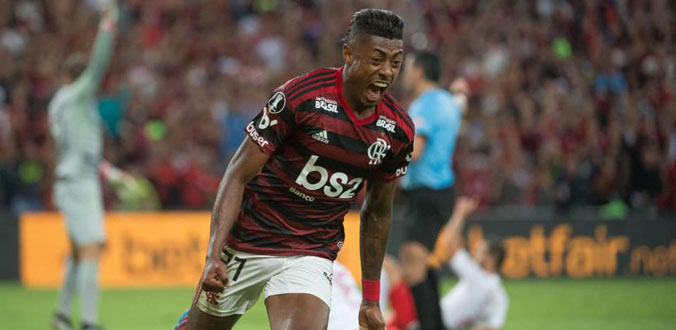 Vòng 16 giải VĐQG Brazil: Flamengo chiếm ngôi đầu của Santos