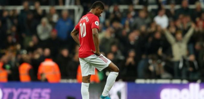 Vòng 8 Ngoại hạng Anh: Man City thua sốc, Liverpool thắng nghẹt thở