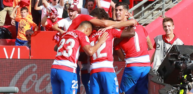 Vòng 10 La Liga: Granada vươn lên ngôi đầu bảng