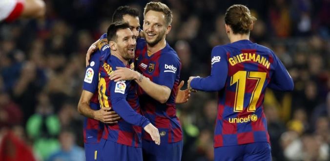 Vòng 16 La Liga: Lionel Messi tỏa sáng, Barcelona vững chắc ngôi đầu bảng