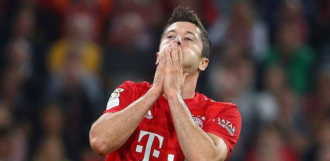 Hai bàn thắng của Lewandowski không thể giúp Bayern giành trọn 3 điểm