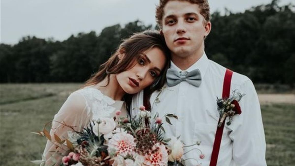 Nằm mơ đám cưới với người lạ